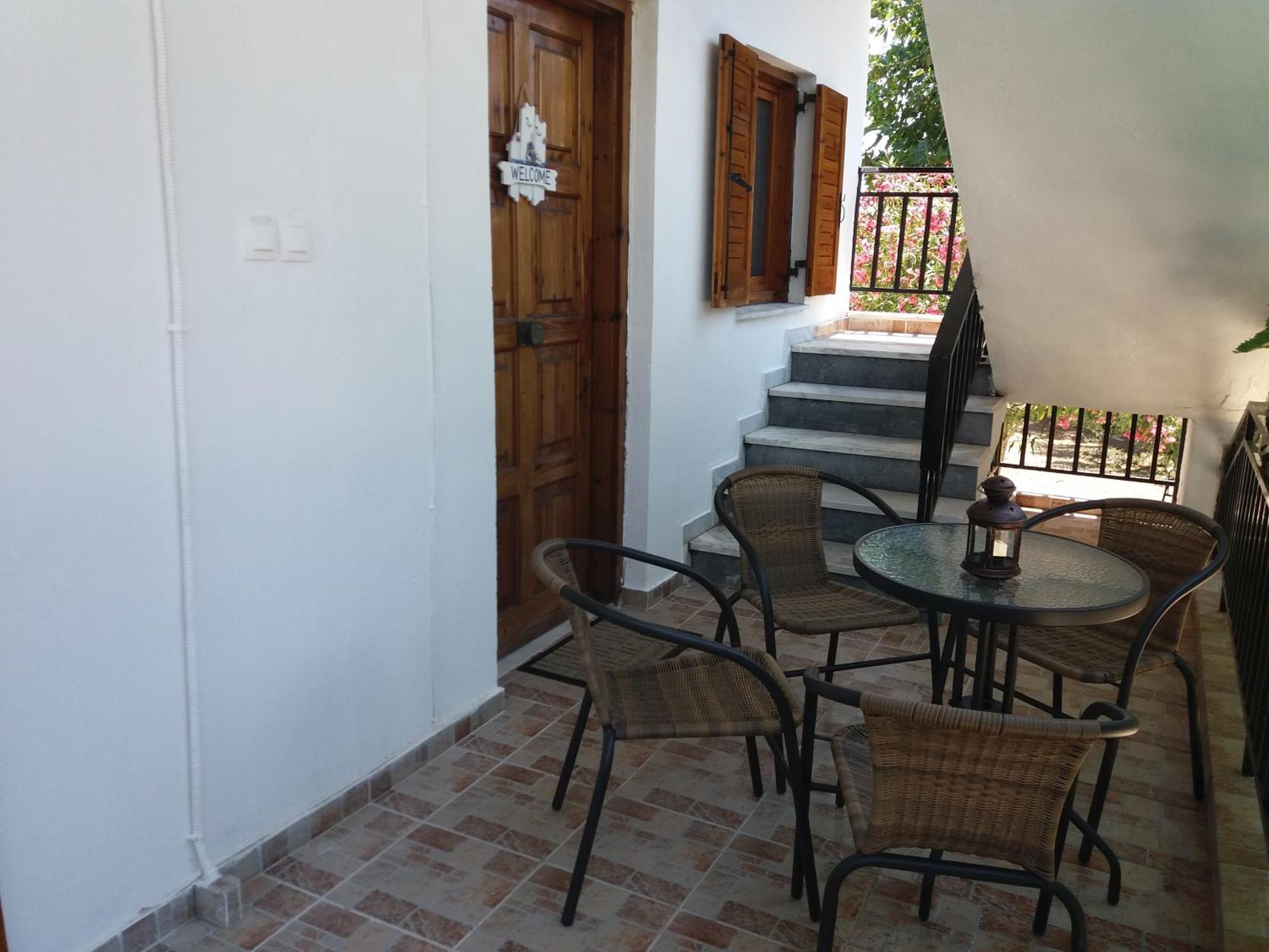 Platanos Apartment Nea Moudania Exterior photo
