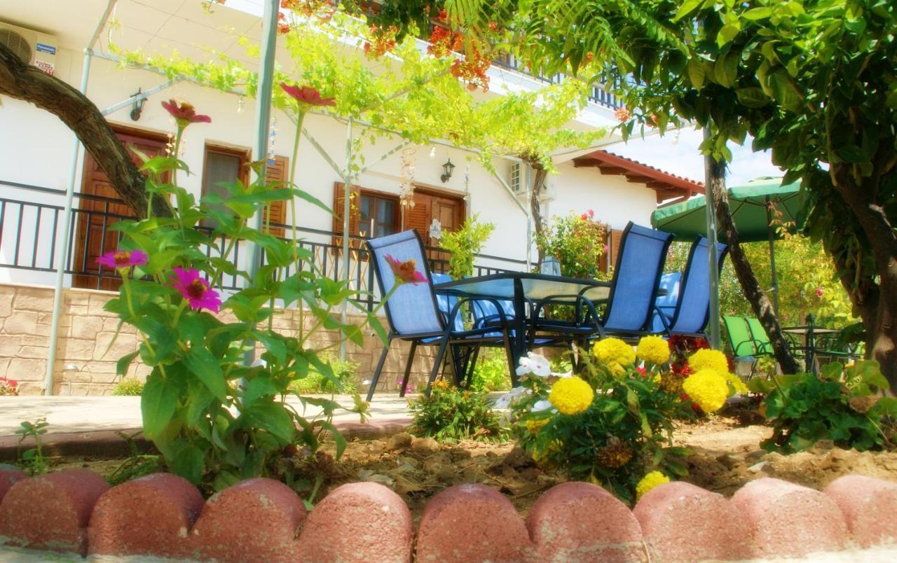 Platanos Apartment Nea Moudania Exterior photo